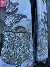 Load image into Gallery viewer, Hopper
