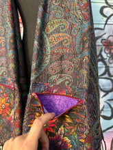 Load image into Gallery viewer, 1983
