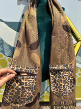 Load image into Gallery viewer, Cheetah-licious Stashmina
