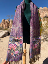 Load image into Gallery viewer, Purple Flower Stashmina
