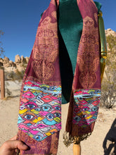 Load image into Gallery viewer, Maroon Eyeball Stashmina
